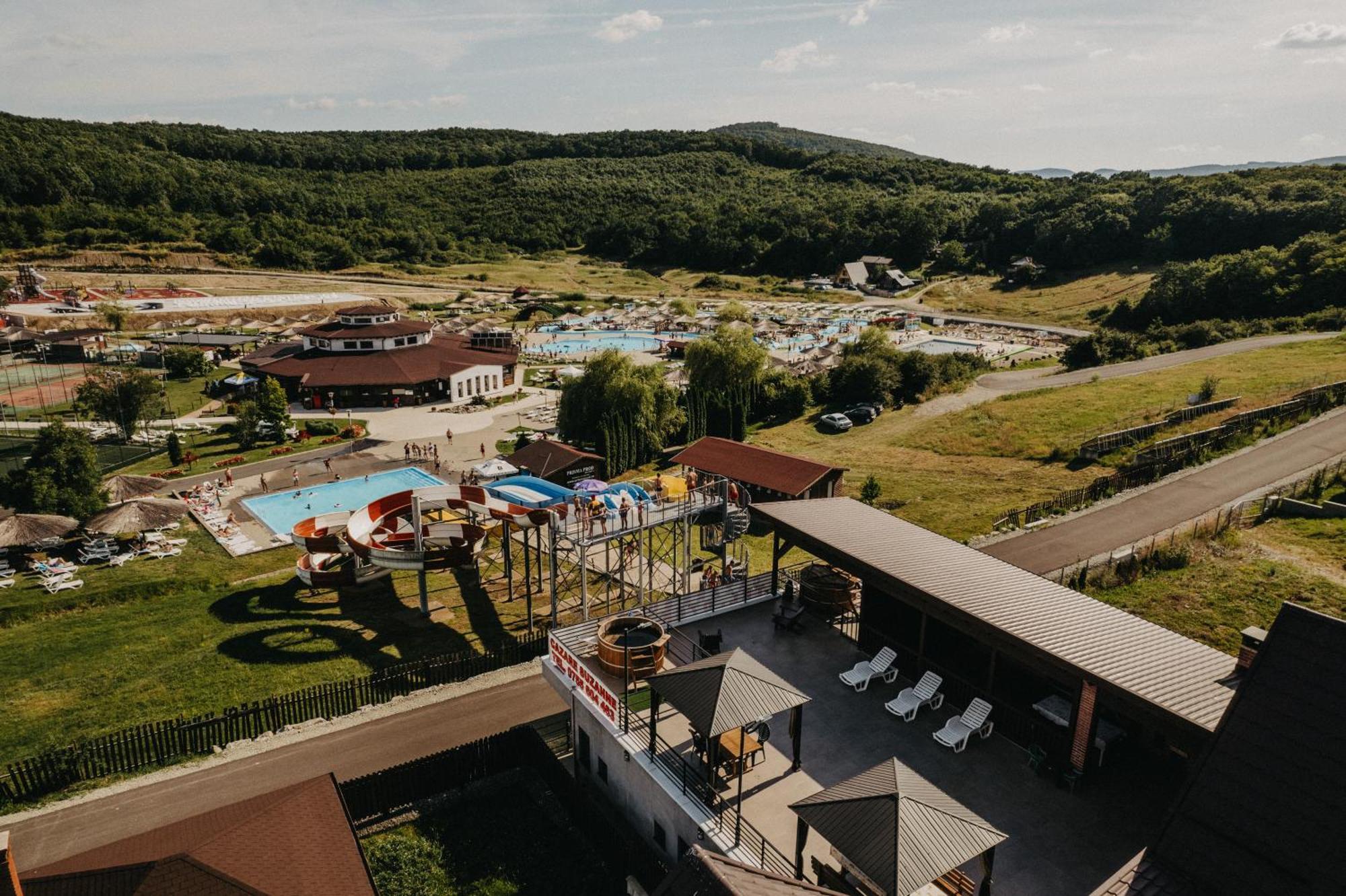 Cabana Suzanne Baile Figa Villa Agrisu de Sus Exterior photo