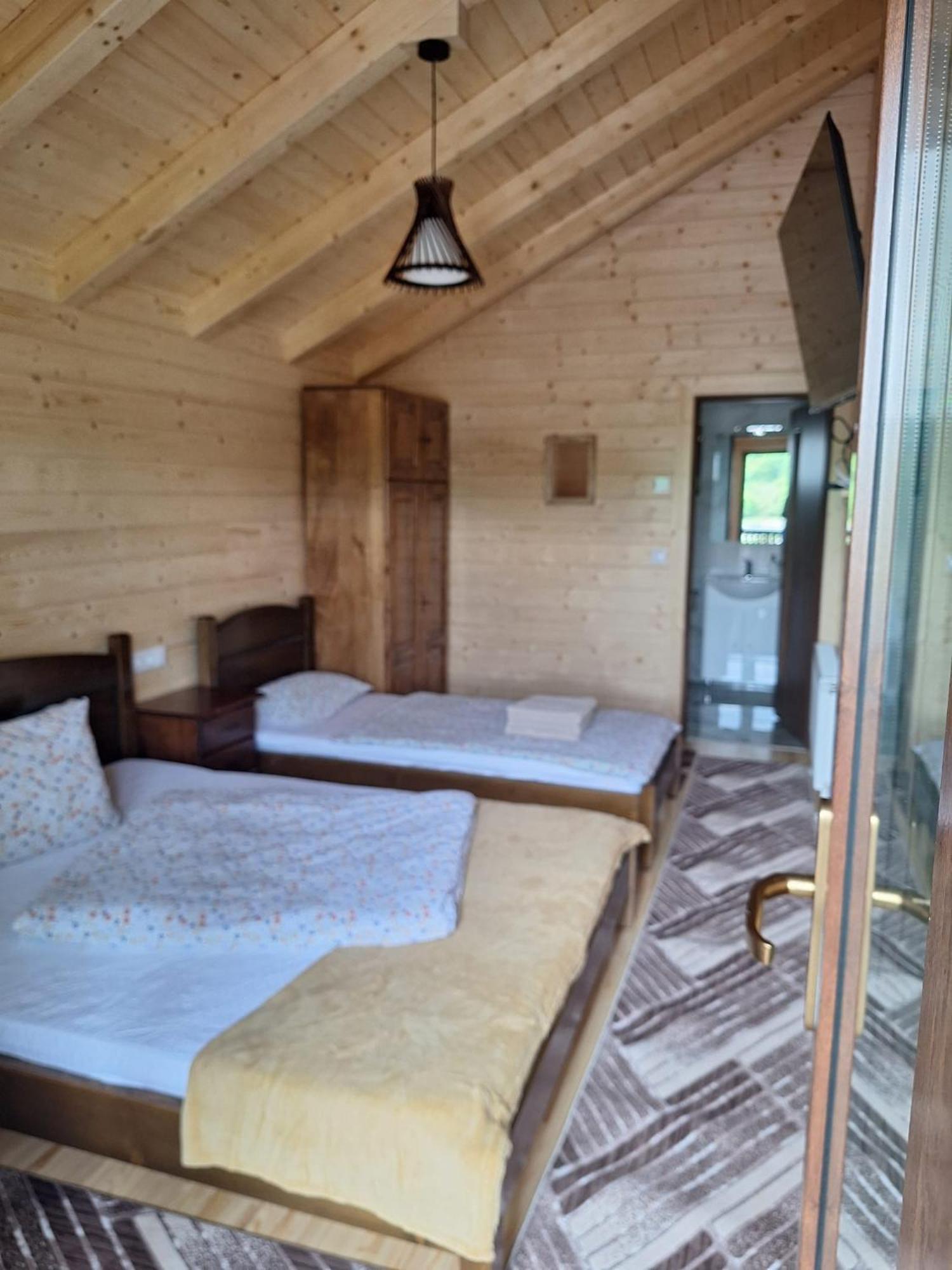 Cabana Suzanne Baile Figa Villa Agrisu de Sus Exterior photo